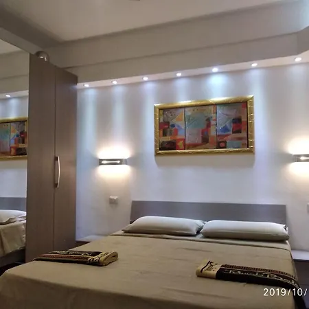 Apartment Mit Gemeinschaftspool By Interhome