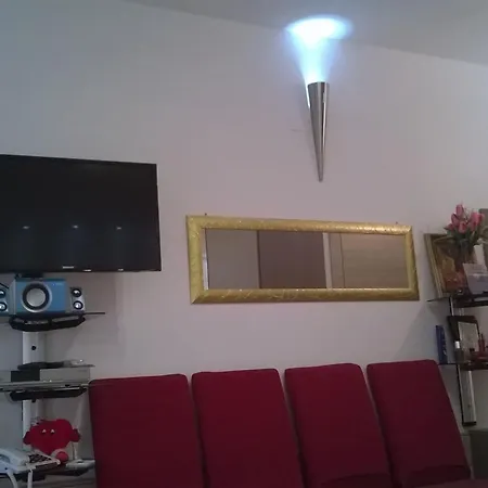 Mit Gemeinschaftspool By Interhome Appartement *